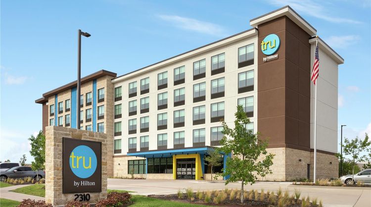 Tru by Hilton Frisco Dallas Exterior