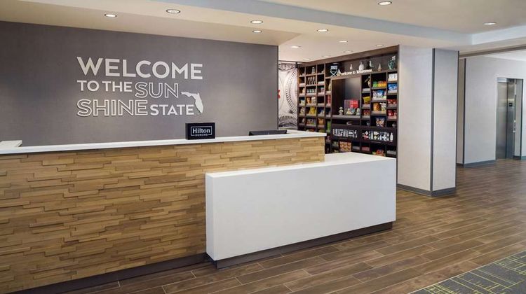 Hampton Inn Kissimmee North Lobby