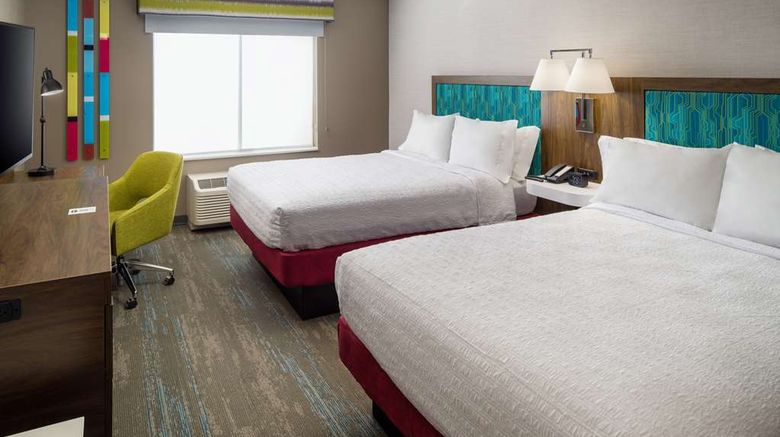 <b>Hampton Inn Kissimmee North Room</b>. Images powered by <a href="https://iceportal.shijigroup.com/" title="IcePortal" target="_blank">IcePortal</a>.