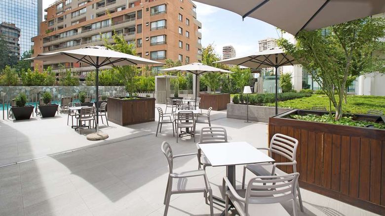 <b>DoubleTree by Hilton Santiago Kennedy Restaurant</b>. Images powered by <a href="https://iceportal.shijigroup.com/" title="IcePortal" target="_blank">IcePortal</a>.