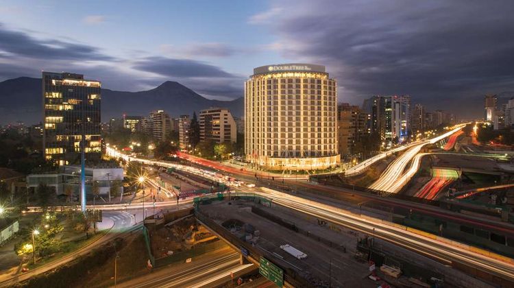 DoubleTree by Hilton Santiago Kennedy Exterior