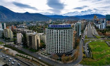 DoubleTree by Hilton Santiago Kennedy
