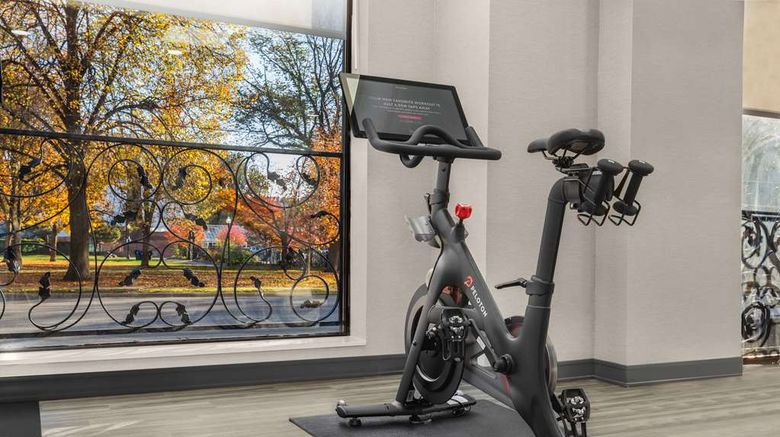 <b>Hampton Inn & Suites by Hilton Downtown Health</b>. Images powered by <a href="https://iceportal.shijigroup.com/" title="IcePortal" target="_blank">IcePortal</a>.
