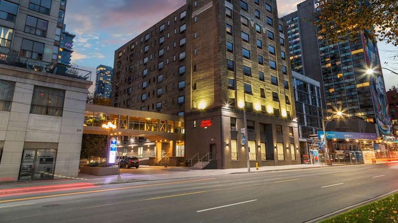 <b>Hampton Inn & Suites by Hilton Downtown Exterior</b>. Images powered by <a href="https://iceportal.shijigroup.com/" title="IcePortal" target="_blank">IcePortal</a>.