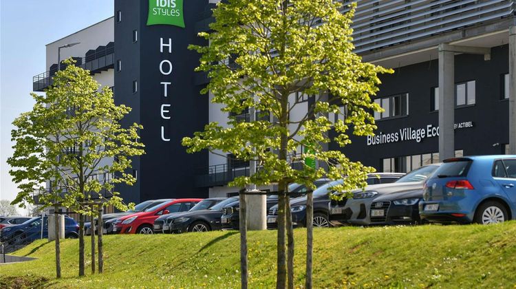 Ibis Styles Namur Exterior
