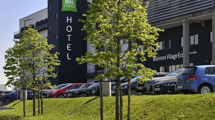 Ibis Styles Namur Exterior