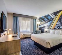 Clarion Pointe Hotel Room