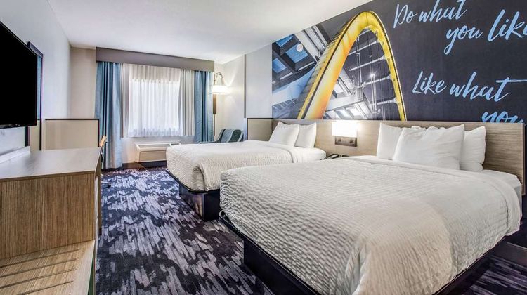 Clarion Pointe Hotel Suite