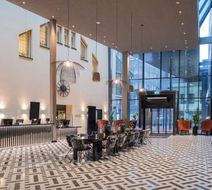 Scandic Hamburger Bors Lobby