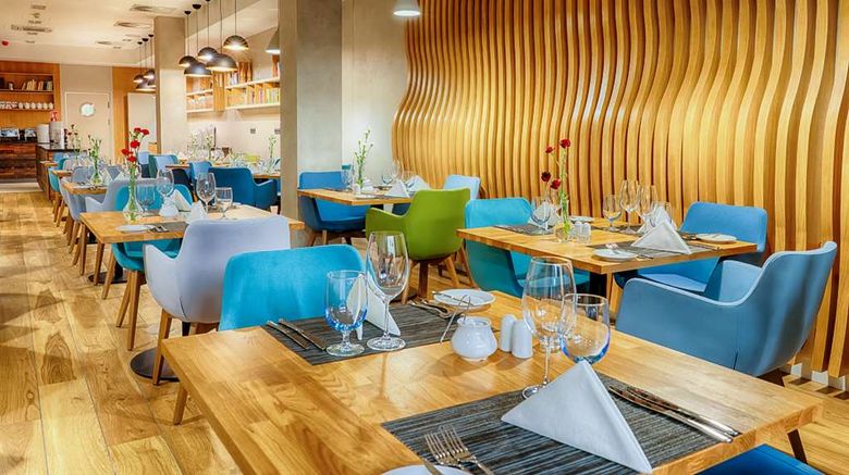 <b>Focus Hotel Premium Restaurant</b>. Images powered by <a href="https://iceportal.shijigroup.com/" title="IcePortal" target="_blank">IcePortal</a>.