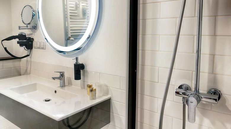 <b>Focus Hotel Premium Lublin Room</b>. Images powered by <a href="https://iceportal.shijigroup.com/" title="IcePortal" target="_blank">IcePortal</a>.