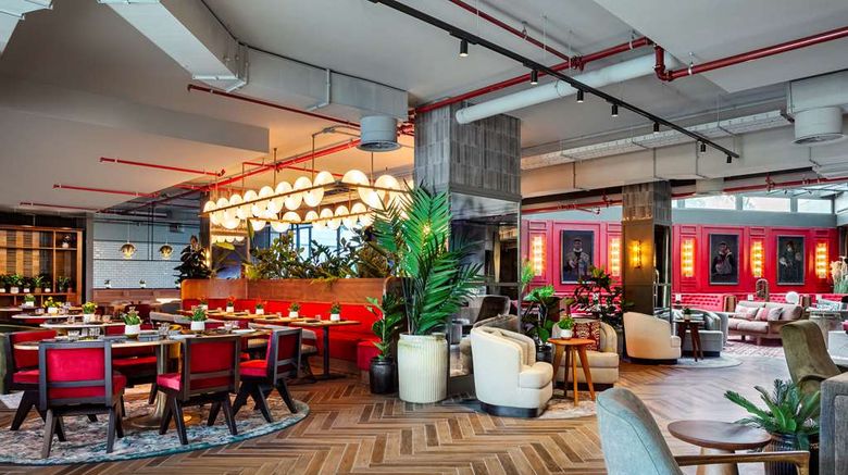 <b>Radisson Red Madrid Restaurant</b>. Images powered by <a href="https://iceportal.shijigroup.com/" title="IcePortal" target="_blank">IcePortal</a>.