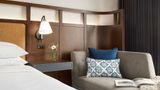 Valley Hotel Birmingham Curio Collection Room