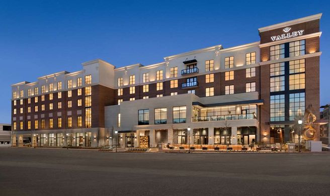 Valley Hotel Birmingham Curio Collection Exterior