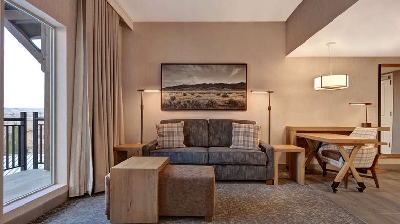 <b>Homewood Suites by Hilton Eagle Boise Room</b>. Images powered by <a href="https://iceportal.shijigroup.com/" title="IcePortal" target="_blank">IcePortal</a>.