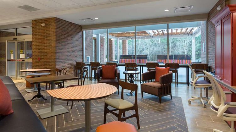 Home2 Suites by Hilton Charlotte Belmont Lobby