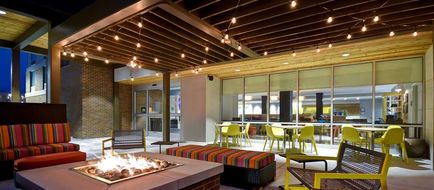 Home2 Suites by Hilton Downtown Delano Exterior