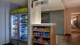 Home2 Suites by Hilton Downtown Delano Lobby