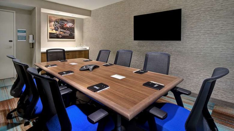 <b>Home2 Suites by Hilton Downtown Delano Meeting</b>. Images powered by <a href="https://iceportal.shijigroup.com/" title="IcePortal" target="_blank">IcePortal</a>.