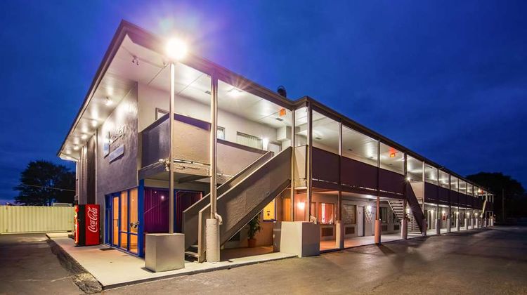 SureStay by Best Western Findlay Exterior