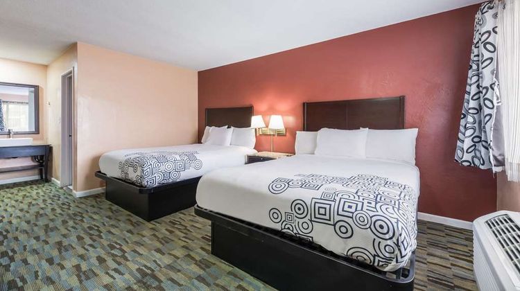 Rodeway Inn Modesto near Downtown Room