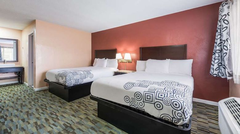 <b>Rodeway Inn Modesto near Downtown Room</b>. Images powered by <a href="https://iceportal.shijigroup.com/" title="IcePortal" target="_blank">IcePortal</a>.