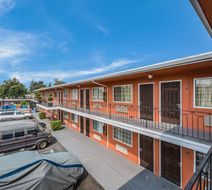 Rodeway Inn Modesto near Downtown Exterior