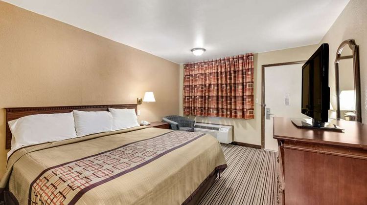 Rodeway Inn Columbus/West Room