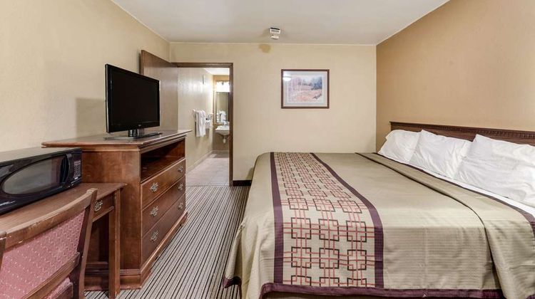 Rodeway Inn Columbus/West Room