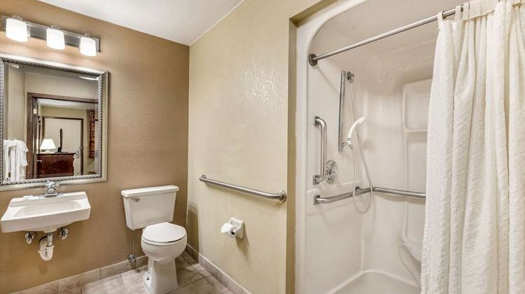 Rodeway Inn Columbus/West Room