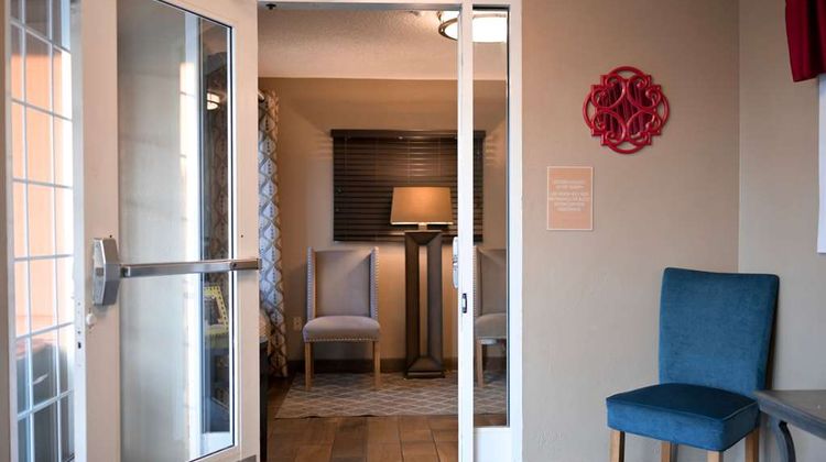 Sonesta Simply Suites Clearwater Lobby