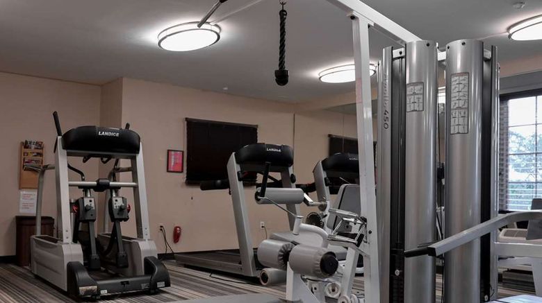 <b>Sonesta Simply Suites Clearwater Health</b>. Images powered by <a href="https://iceportal.shijigroup.com/" title="IcePortal" target="_blank">IcePortal</a>.