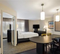 Sonesta Simply Suites Arlington Room