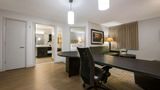 Sonesta Simply Suites Research Park Room