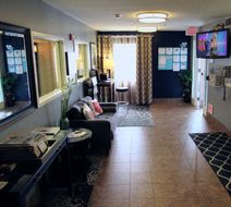 Sonesta Simply Suites Columbus Airport Lobby