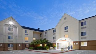 Sonesta Simply Suites Houston CityCentre