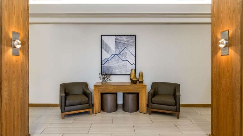<b>Sonesta Denver Downtown Meeting</b>. Images powered by <a href="https://iceportal.shijigroup.com/" title="IcePortal" target="_blank">IcePortal</a>.