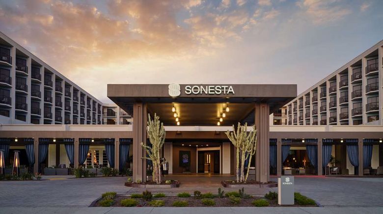 Sonesta Redondo Beach and Marina Exterior. Images powered by <a href="https://iceportal.shijigroup.com" target="_blank" rel="noopener">Ice Portal</a>.