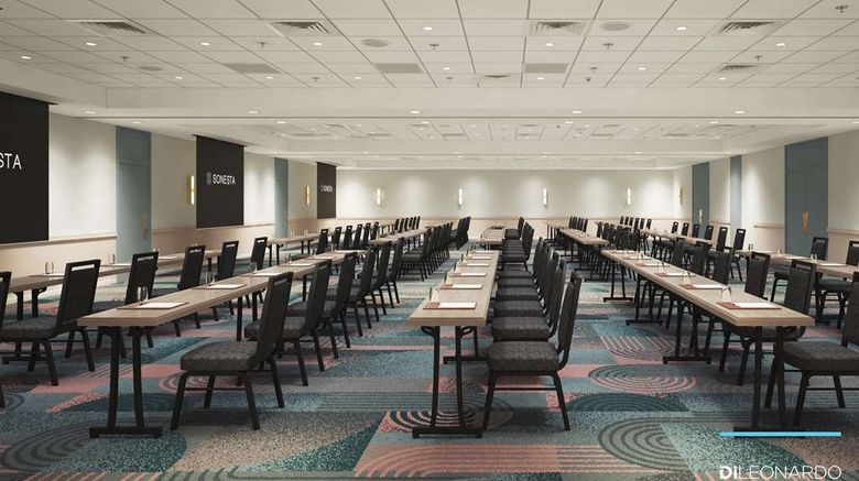 <b>Sonesta Miami Airport Ballroom</b>. Images powered by <a href="https://iceportal.shijigroup.com/" title="IcePortal" target="_blank">IcePortal</a>.