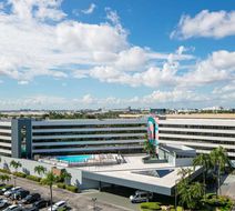 Sonesta Miami Airport Exterior