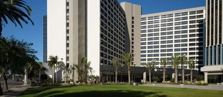 Sonesta Los Angeles Airport LAX Exterior