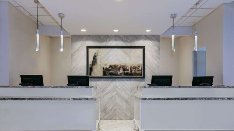 <b>Sonesta Charlotte Lower South End Lobby</b>. Images powered by <a href="https://iceportal.shijigroup.com/" title="IcePortal" target="_blank">IcePortal</a>.