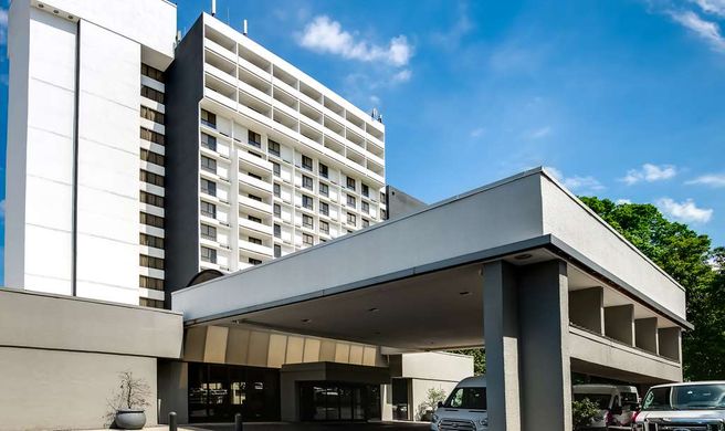 Sonesta Charlotte Lower South End Exterior