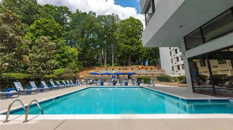 <b>Sonesta Charlotte Lower South End Pool</b>. Images powered by <a href="https://iceportal.shijigroup.com/" title="IcePortal" target="_blank">IcePortal</a>.