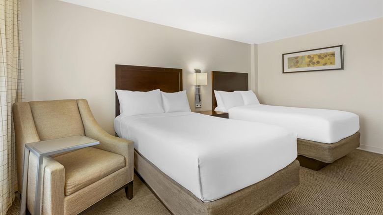 <b>Sonesta Atlanta Airport North Room</b>. Images powered by <a href="https://iceportal.shijigroup.com/" title="IcePortal" target="_blank">IcePortal</a>.