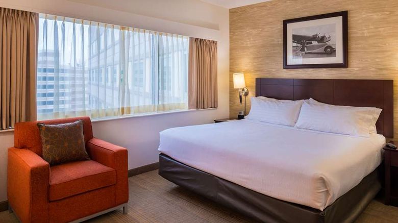 <b>Sonesta Chicago O'Hare Airport Rosemont Room</b>. Images powered by <a href="https://iceportal.shijigroup.com/" title="IcePortal" target="_blank">IcePortal</a>.