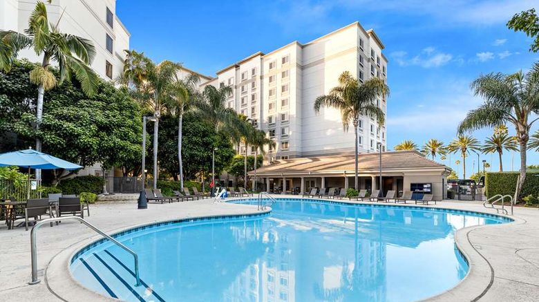 <b>Sonesta Anaheim Resort Area Pool</b>. Images powered by <a href="https://iceportal.shijigroup.com/" title="IcePortal" target="_blank">IcePortal</a>.