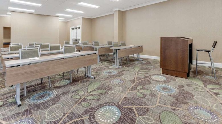 <b>Sonesta Anaheim Resort Area Meeting</b>. Images powered by <a href="https://iceportal.shijigroup.com/" title="IcePortal" target="_blank">IcePortal</a>.