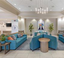 Sonesta Anaheim Resort Area Lobby