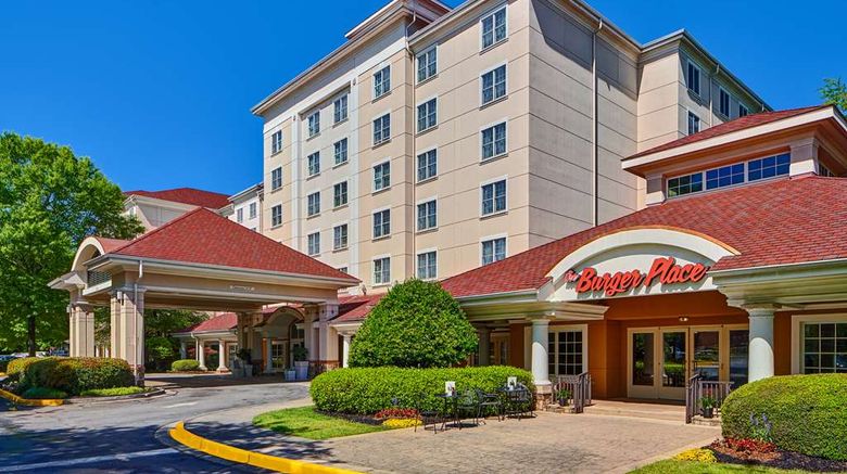 <b>Sonesta Atlanta Airport South Exterior</b>. Images powered by <a href="https://iceportal.shijigroup.com/" title="IcePortal" target="_blank">IcePortal</a>.